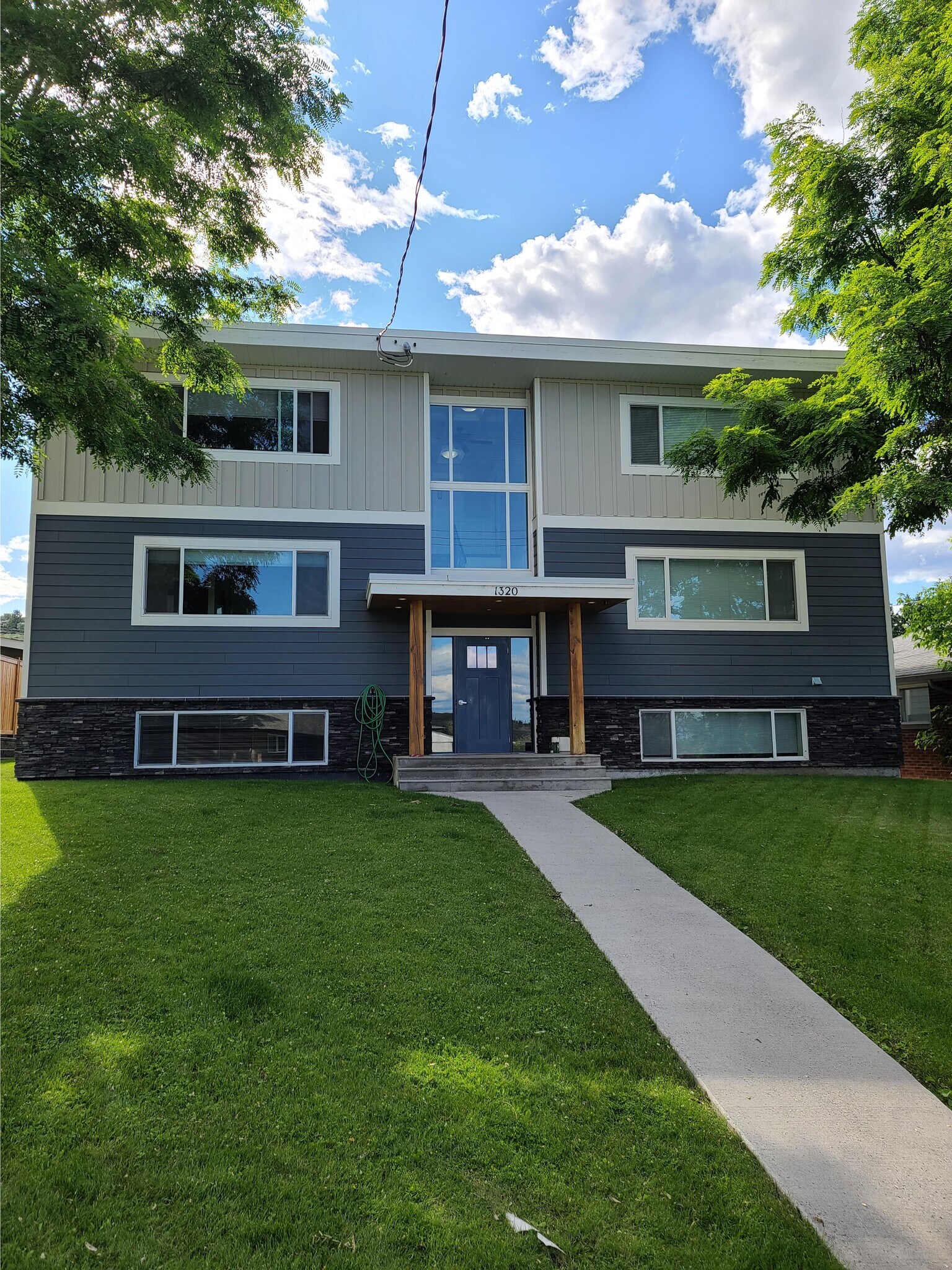 1320 6th Ave, Kamloops, BC for sale Building Photo- Image 1 of 1