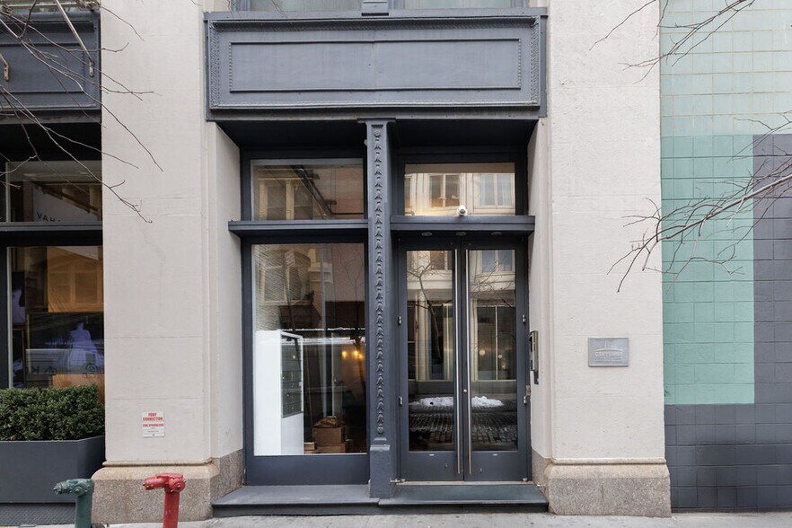 155-157 Wooster St, New York, NY à louer - Photo du bâtiment - Image 3 de 4