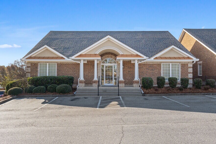 370-374 Racetrack Rd, McDonough, GA for sale - Primary Photo - Image 1 of 4