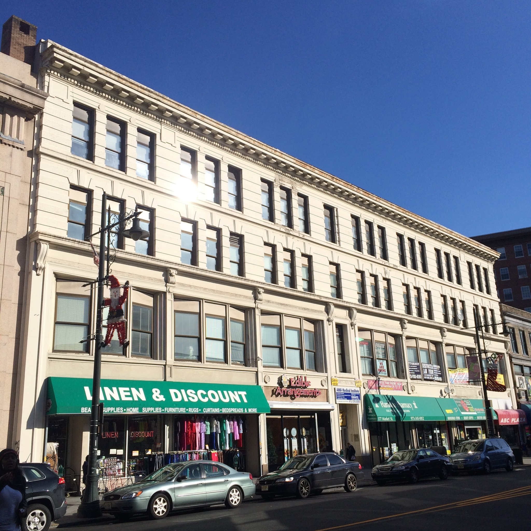 171-181 Market St, Paterson, NJ à vendre Photo du bâtiment- Image 1 de 1