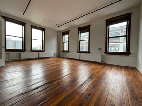 199 Cook St, Brooklyn, NY for lease Interior Photo- Image 1 of 5