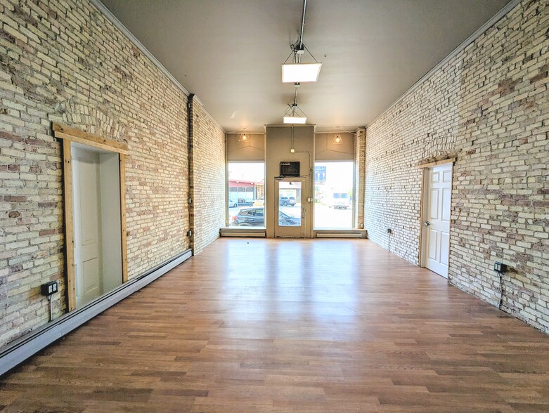 1017 Washington Ave, Bay City, MI for sale - Building Photo - Image 2 of 73