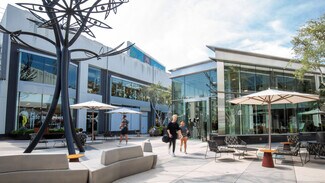 Plus de détails pour 8590 W Sunset Blvd, West Hollywood, CA - Commerce de détail à louer