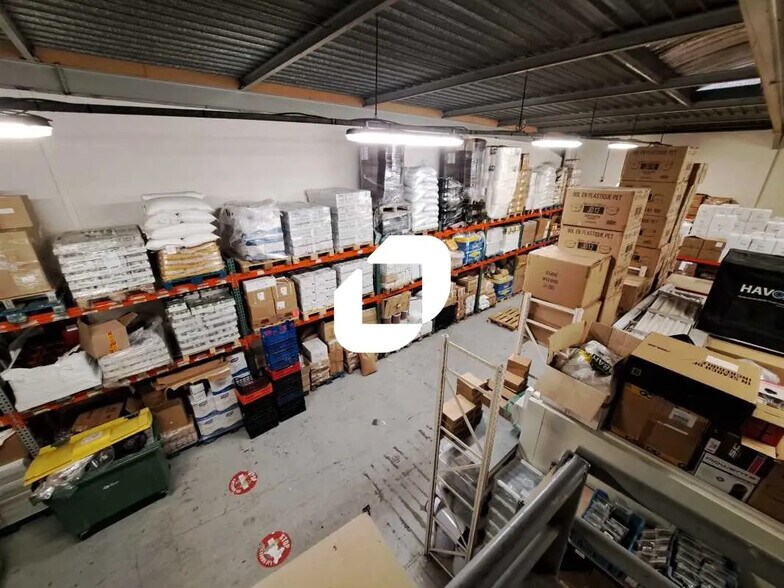 Flex in Bobigny for lease - Building Photo - Image 2 of 16