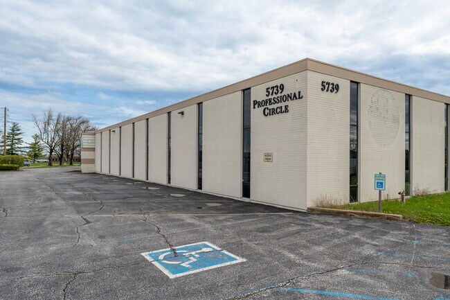 More details for 5739 Professional Cir, Indianapolis, IN - Industrial for Sale