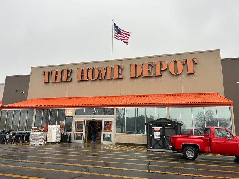 205 Bill Wigington Pky, Jasper, GA à louer - Photo du bâtiment - Image 3 de 6