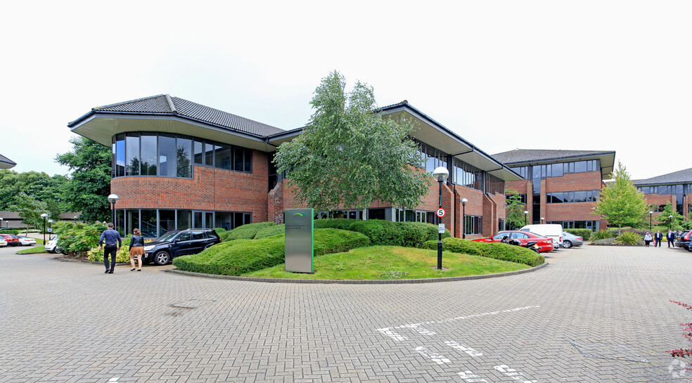 Hatters Ln, Watford for lease - Building Photo - Image 1 of 3