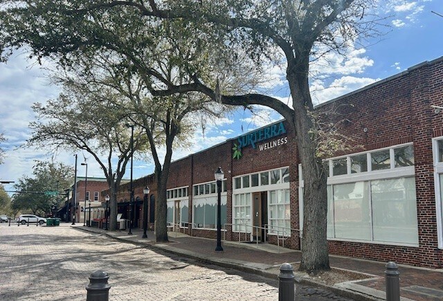 15 SW 1st Ave, Gainesville, FL à louer - Photo du bâtiment - Image 2 de 3