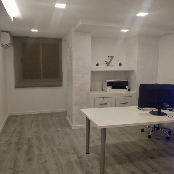 Retail in Algemesí for sale - Building Photo - Image 1 of 10