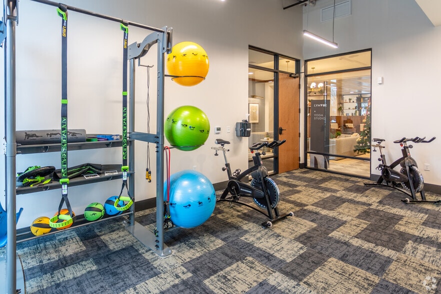 6445 Lyndale Ave S, Richfield, MN à louer - Photo intérieure - Image 3 de 36