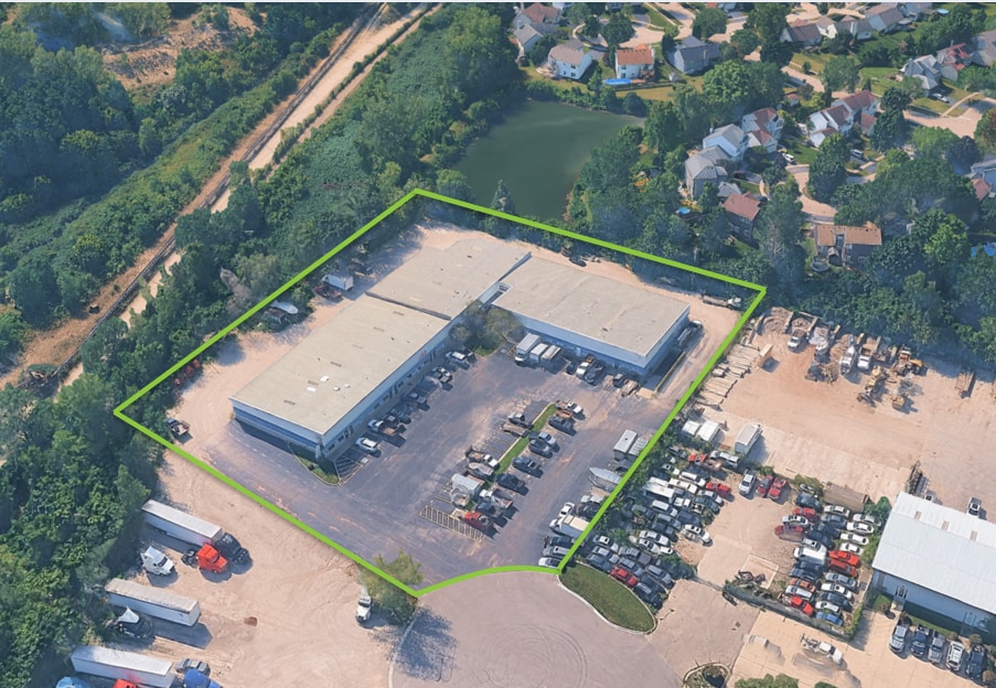 14-16 Prosper Ct, Lake In The Hills, IL for lease Building Photo- Image 1 of 6