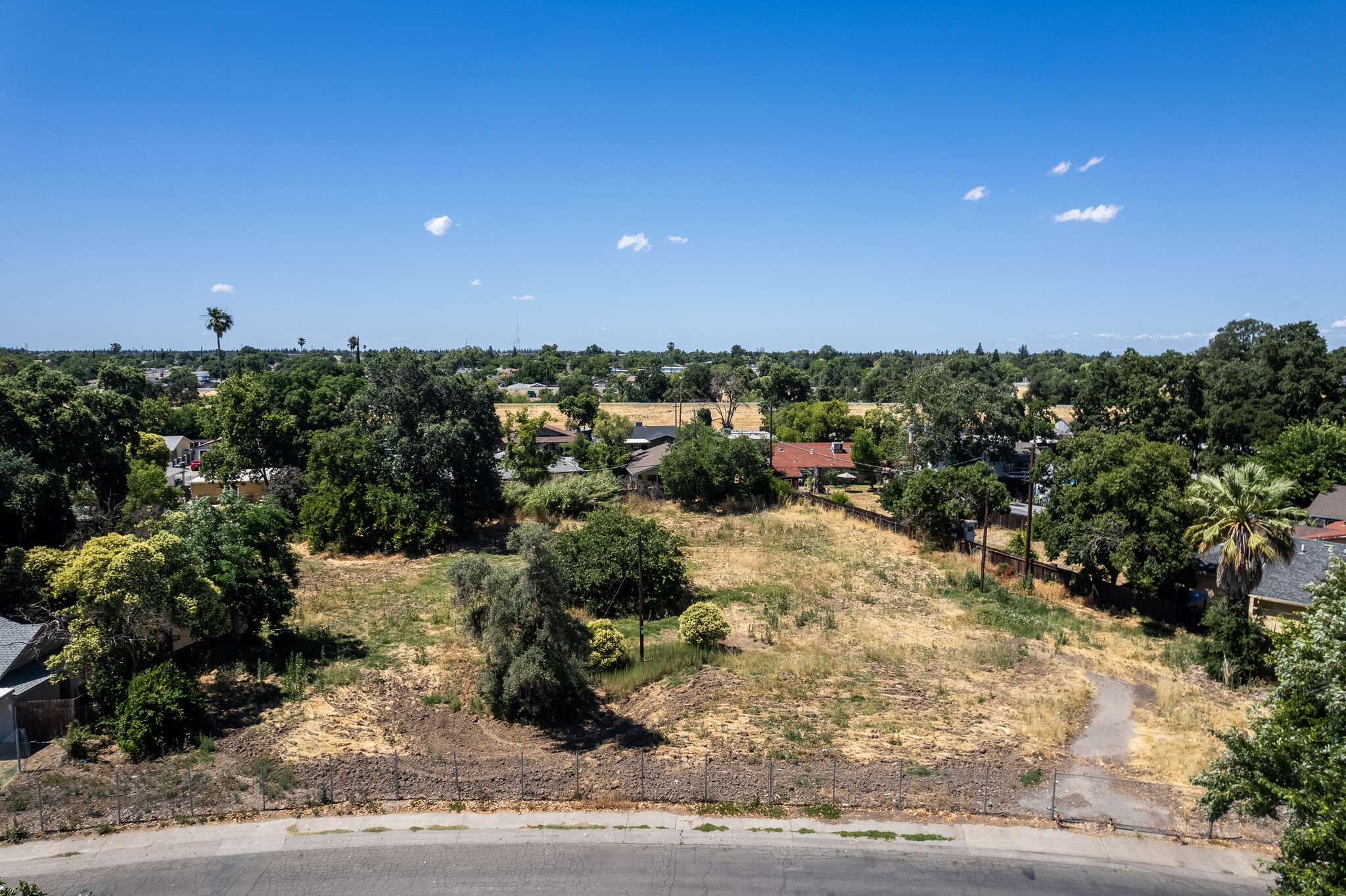 299 Christine Dr, Sacramento, CA à vendre Photo du b timent- Image 1 de 21