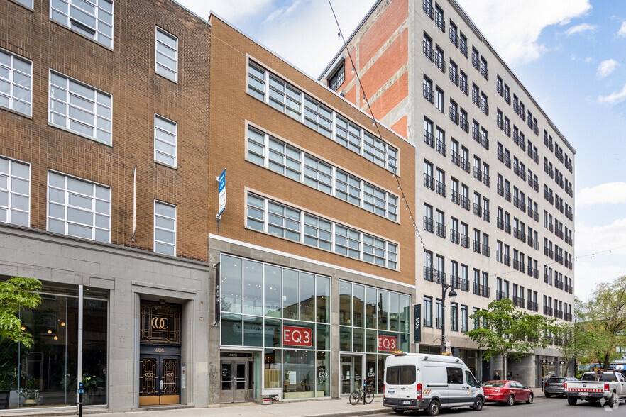 4428-4434 Boul Saint-Laurent, Montréal, QC à louer - Photo du bâtiment - Image 2 de 3