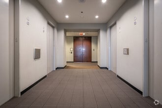 9800 Centre Pky, Houston, TX for lease Interior Photo- Image 2 of 2