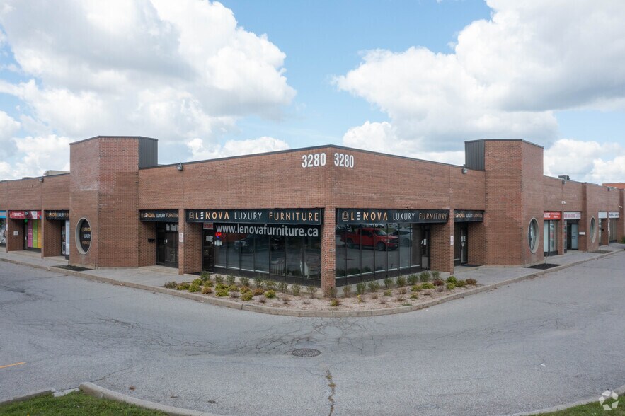 3280 Steeles Ave W, Vaughan, ON à louer - Photo principale - Image 1 de 7