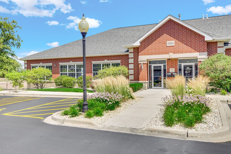 11504 W 183rd St, Orland Park, IL à vendre - Photo du bâtiment - Image 3 de 17