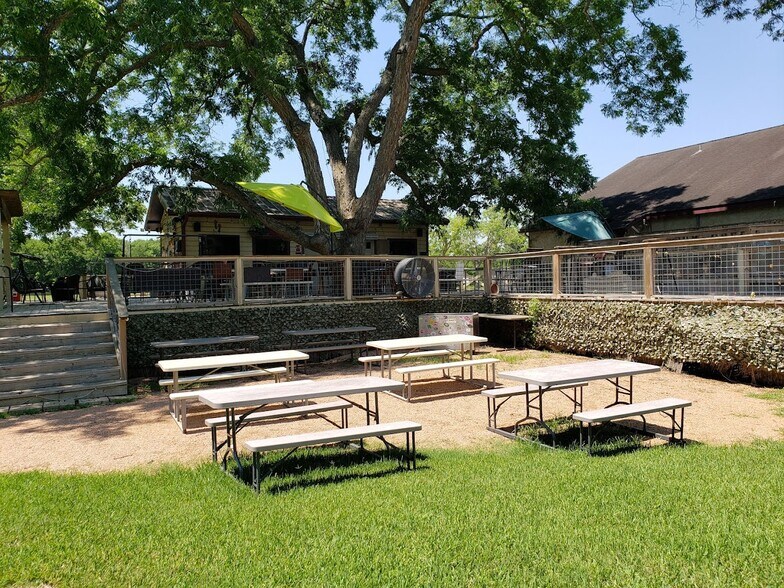 3333 FM 359 Rd, Richmond, TX à vendre - Photo du bâtiment - Image 3 de 20