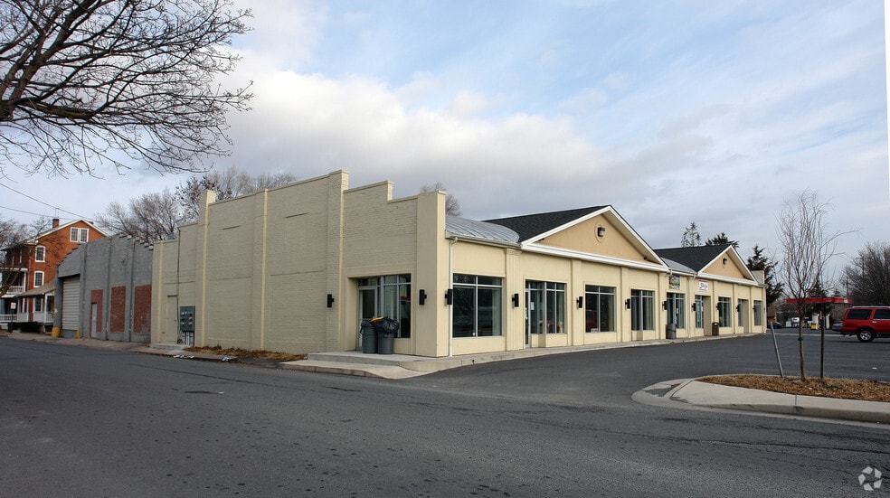 805 N Loudoun St, Winchester, VA for lease - Building Photo - Image 2 of 23