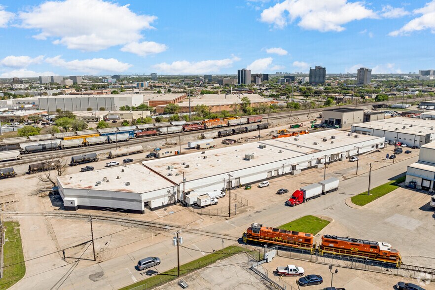 3441 Halifax St, Dallas, TX à louer - Aérien - Image 2 de 21