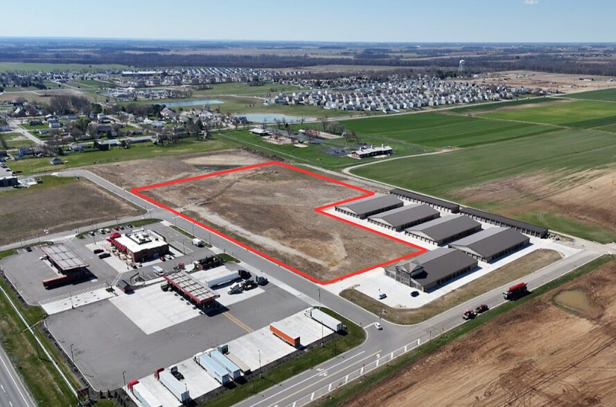 5005 Corinne Dr, Ashville, OH à vendre - Photo du bâtiment - Image 2 de 4