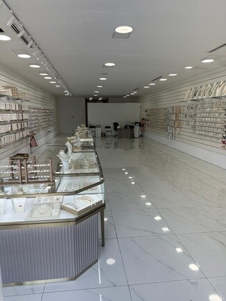 More details for 1929 NW 20th St, Miami, FL - Retail for Lease