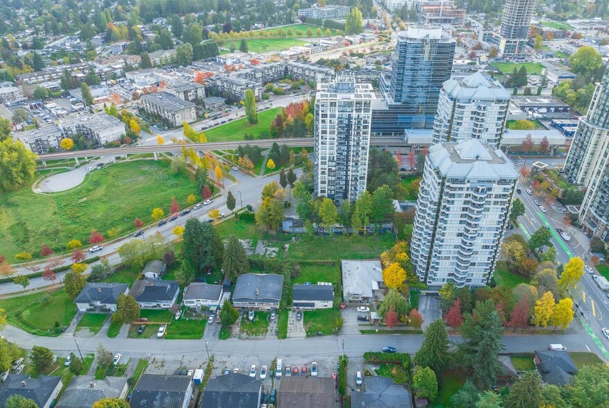 10925 University Dr, Surrey, BC for sale - Building Photo - Image 3 of 3