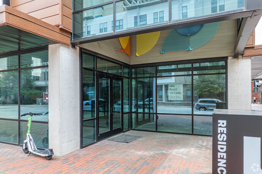 423 E Michigan St, Indianapolis, IN for lease - Building Photo - Image 3 of 4