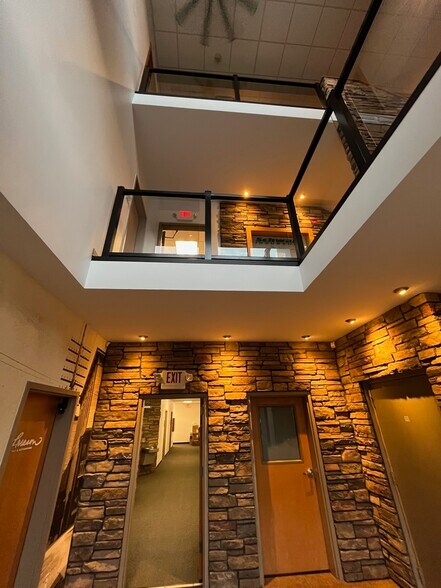 113 S Main St, Lodi, WI à vendre - Photo du bâtiment - Image 3 de 19