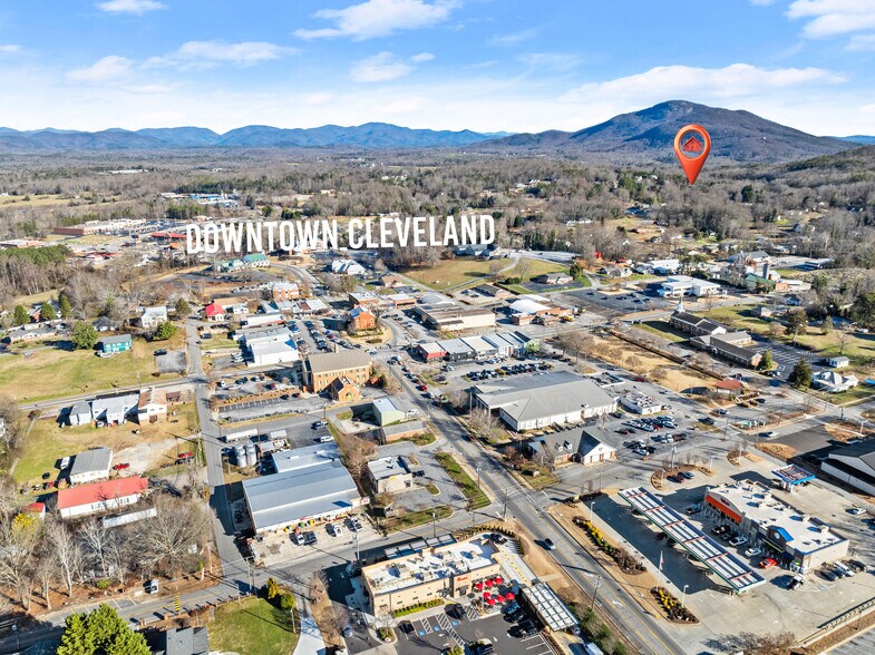 438 Dixon Dr, Cleveland, GA à vendre - Aérien - Image 2 de 20