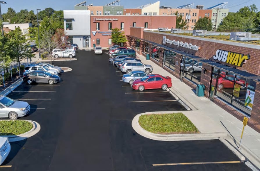 134 W 111th St, Chicago, IL for lease - Building Photo - Image 3 of 23