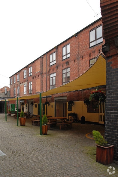 Main Cross Rd, Great Yarmouth for lease - Building Photo - Image 2 of 4