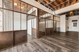932 Wilson St, Los Angeles, CA à louer Photo intérieure- Image 1 de 16