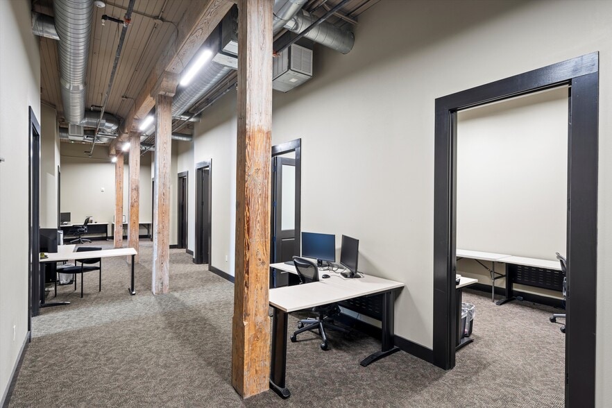 217 S 4th St, Waco, TX for lease - Interior Photo - Image 2 of 7