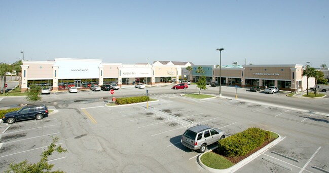 Plus de détails pour 130 N University Dr, Pembroke Pines, FL - Bureau/Commerce de détail, Commerce de détail à louer