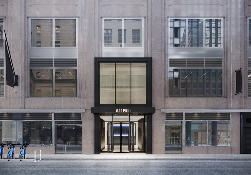 521 Fifth Ave, New York, NY à louer - Photo du bâtiment - Image 3 de 10
