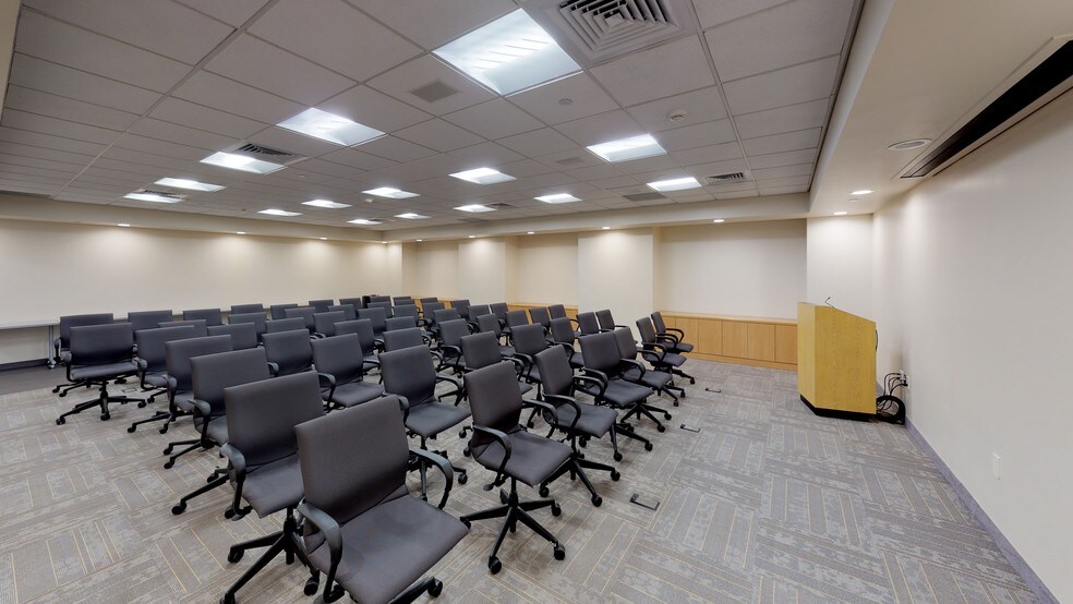 145 Pinelawn Rd, Melville, NY à louer - Numérisation 3D de Matterport - Image 3 de 29