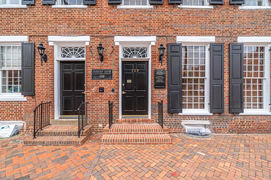 228 S Washington St, Alexandria, VA à vendre - Photo du bâtiment - Image 3 de 47