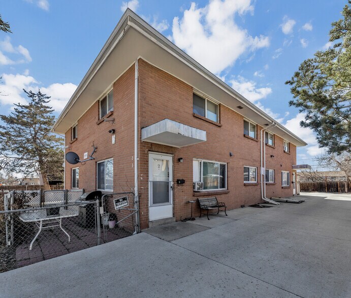 7325 Tennyson St, Westminster, CO à vendre - Photo du bâtiment - Image 3 de 20