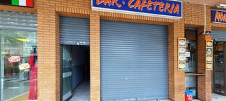 Plus de détails pour Multi-résidentiel à vendre