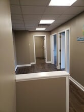 25 Pompton Ave, Verona, NJ à louer Photo intérieure- Image 2 de 8