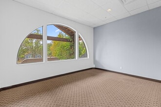 2130 Mountain View Ave, Longmont, CO for lease Interior Photo- Image 2 of 7