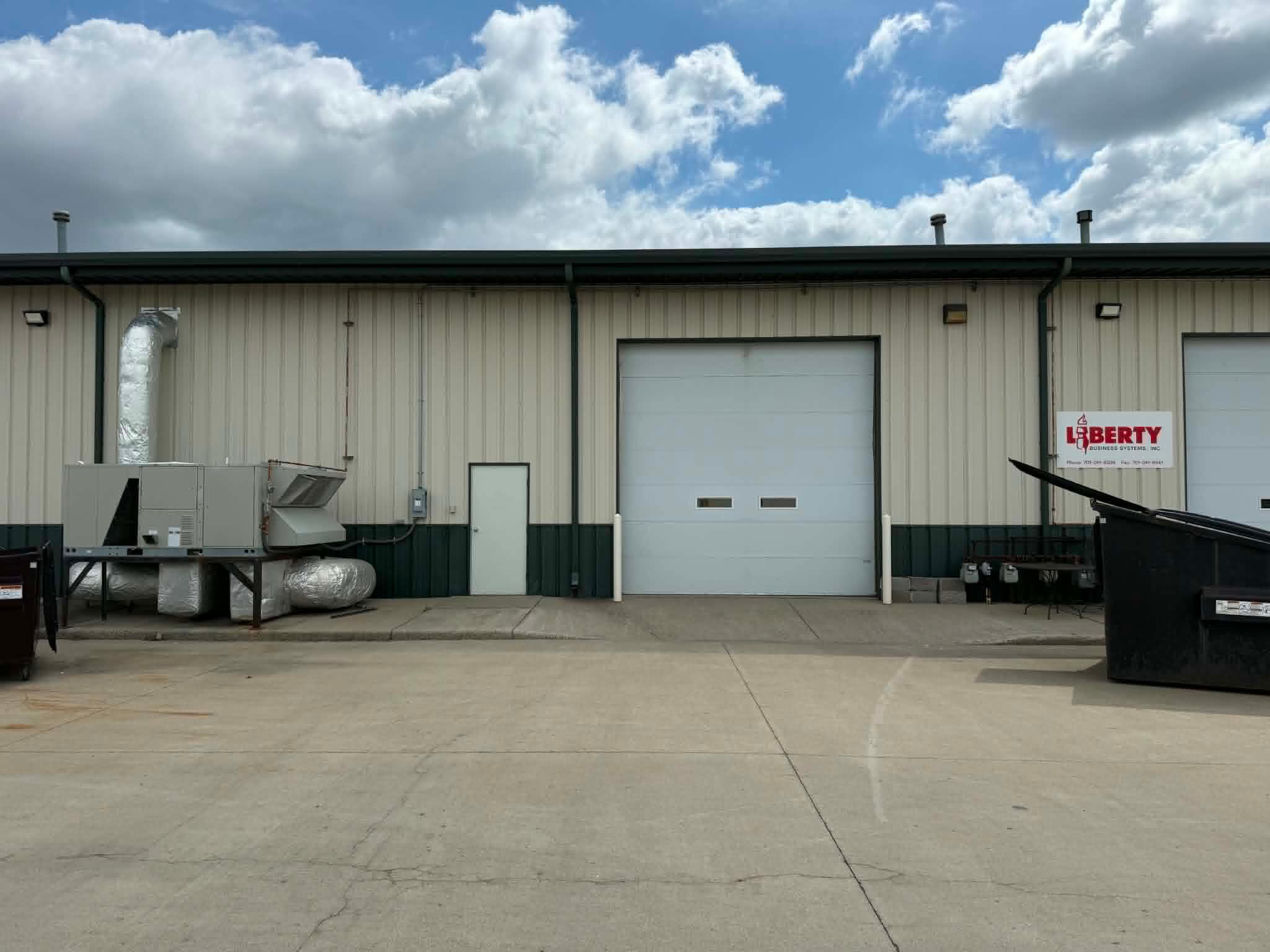 3431 4th Ave S, Fargo, ND for lease Interior Photo- Image 1 of 6