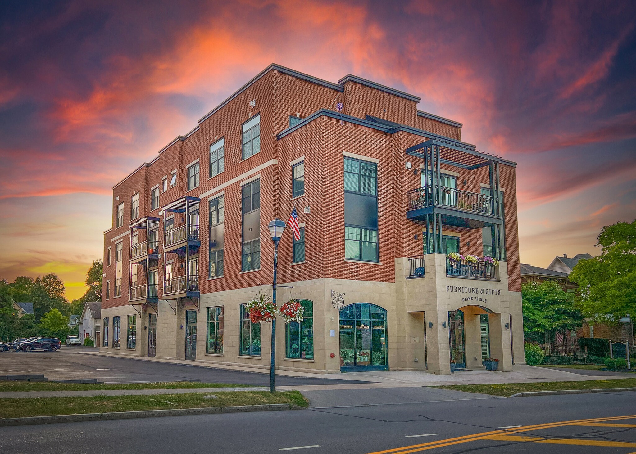 92 S Main St, Fairport, NY for lease Primary Photo- Image 1 of 6