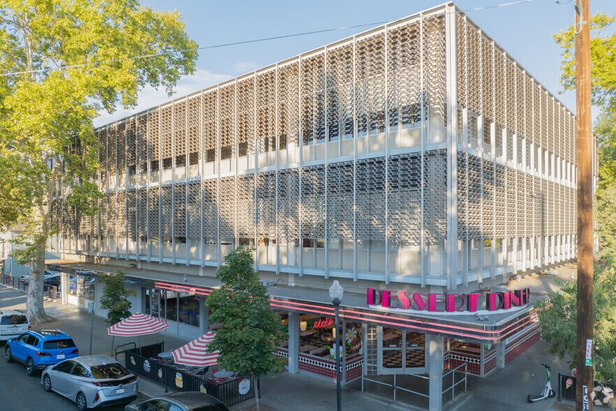2401-2407 J St, Sacramento, CA à vendre - Photo du bâtiment - Image 2 de 28