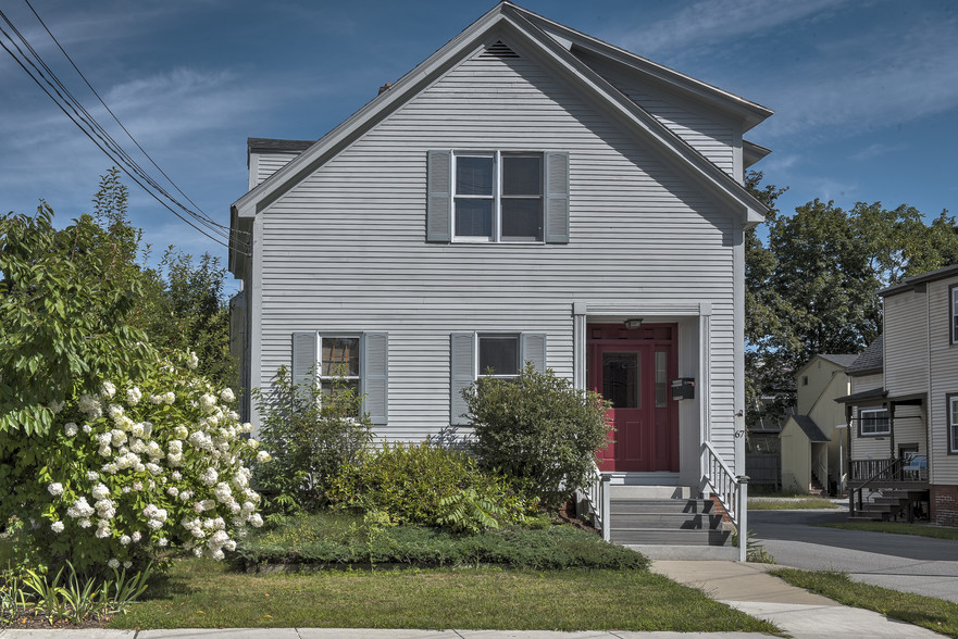 67 Winter St, Keene, NH à vendre - Photo principale - Image 1 de 1