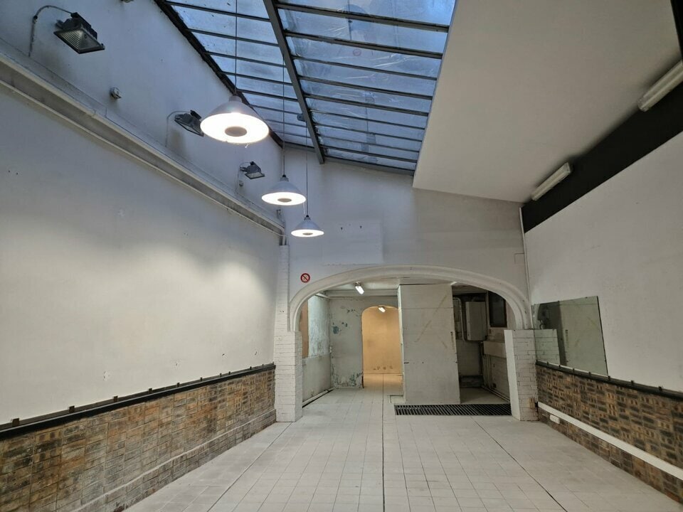 Multifamily in Paris for sale Interior Photo- Image 1 of 8