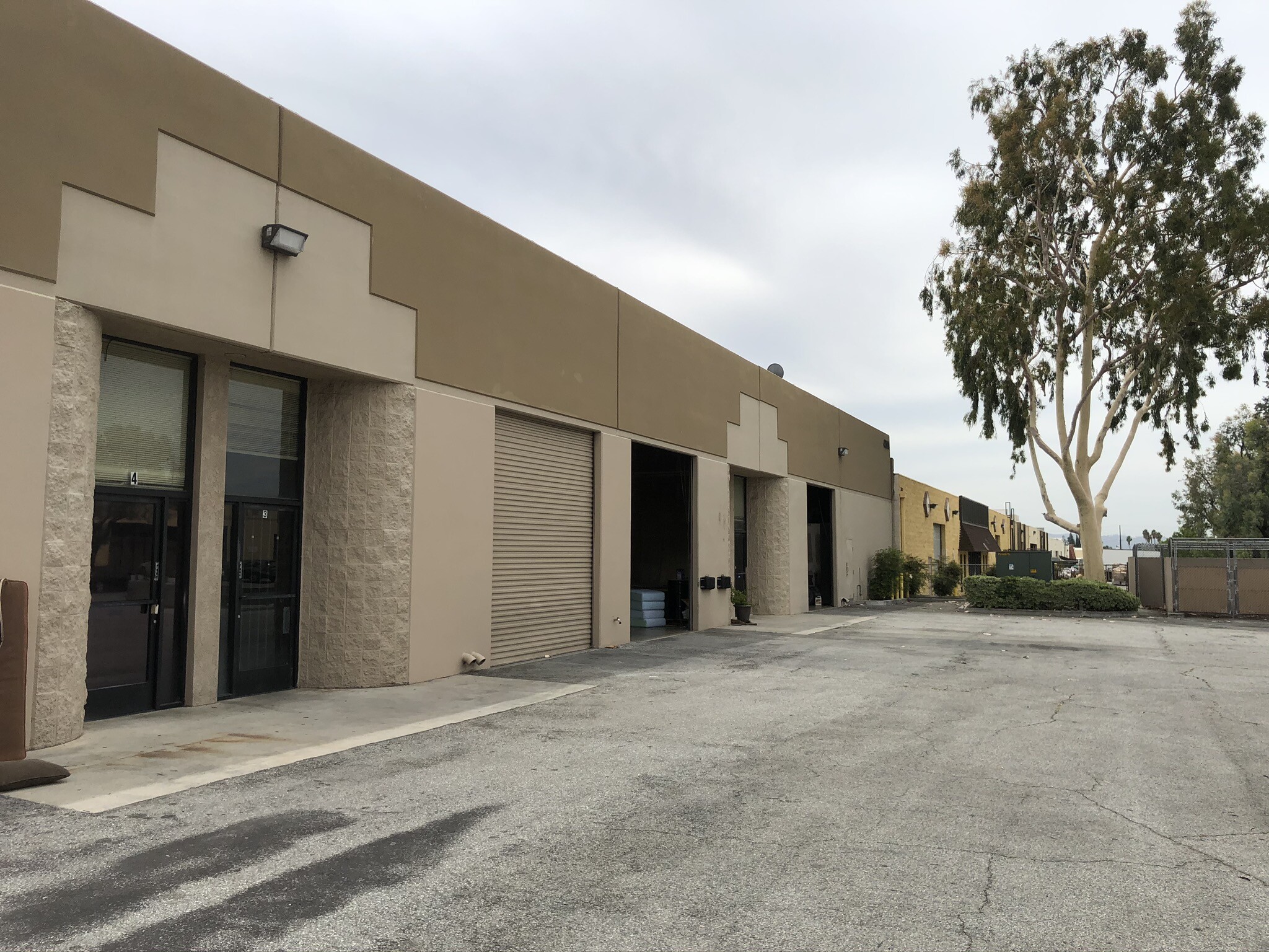 4290 Puente Ave, Baldwin Park, CA for lease Primary Photo- Image 1 of 4