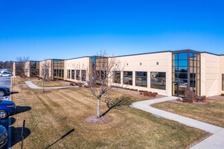More details for 3225 Gateway Rd, Brookfield, WI - Flex for Lease