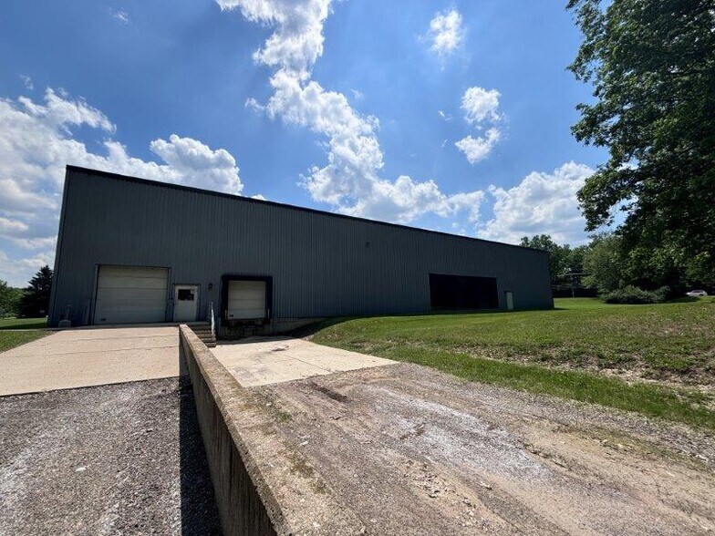 5200 Venture Dr, Ann Arbor, MI à vendre - Photo du bâtiment - Image 3 de 4