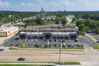 2202-2222 E 61st St, Tulsa, OK - AERIAL  map view